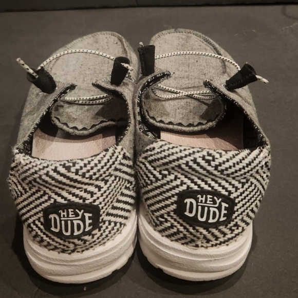 Hey Dude Wendy Woven Chambray Onyx Shoe Womens W8 Excellent Condition - Picture 13 of 15